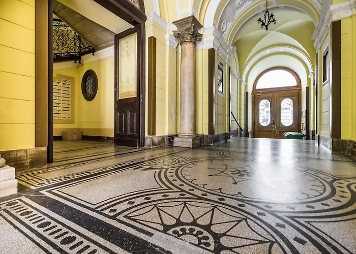 Krudy Gyula Stunning Fancy Downtown Spot With 2 Br