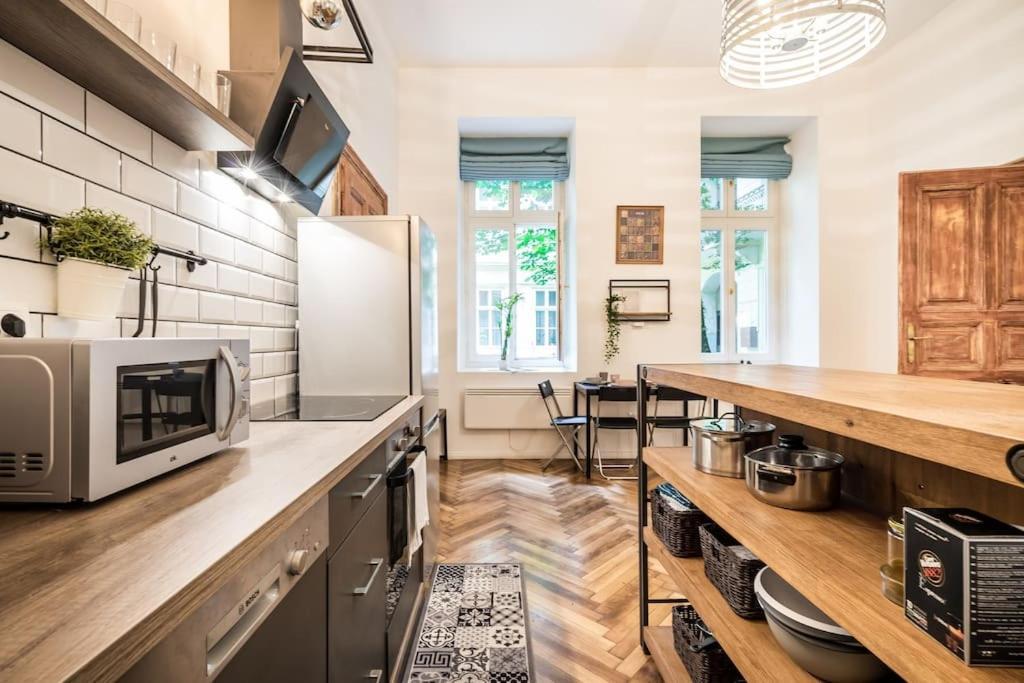 Appartement Krudy Gyula Stunning Fancy Downtown Spot With 2 Br